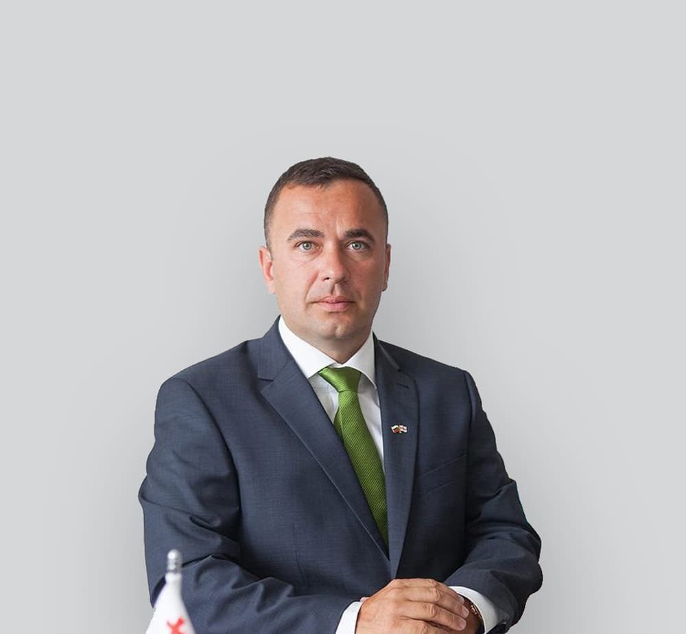 Yuliy Nushev